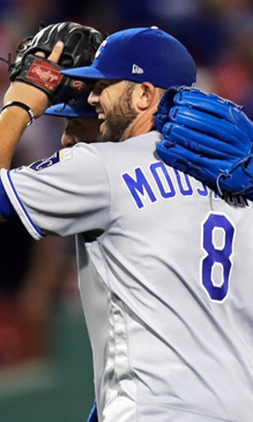 Moustakas' 30th HR lifts Royals over Red Sox for 9th in row (Jul 28, 2017)